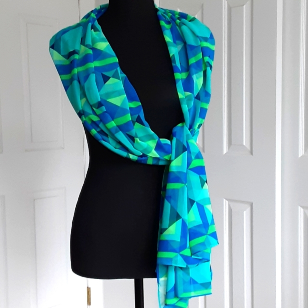 Scarf - Picture 8 of 8